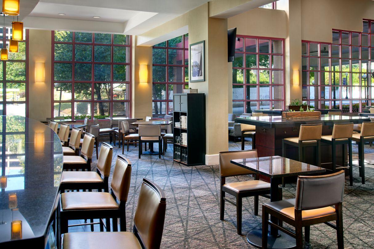 Atlanta Marriott Suites Midtown Exterior foto